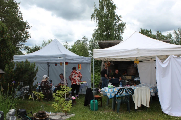 Puutarhatapaaminen
